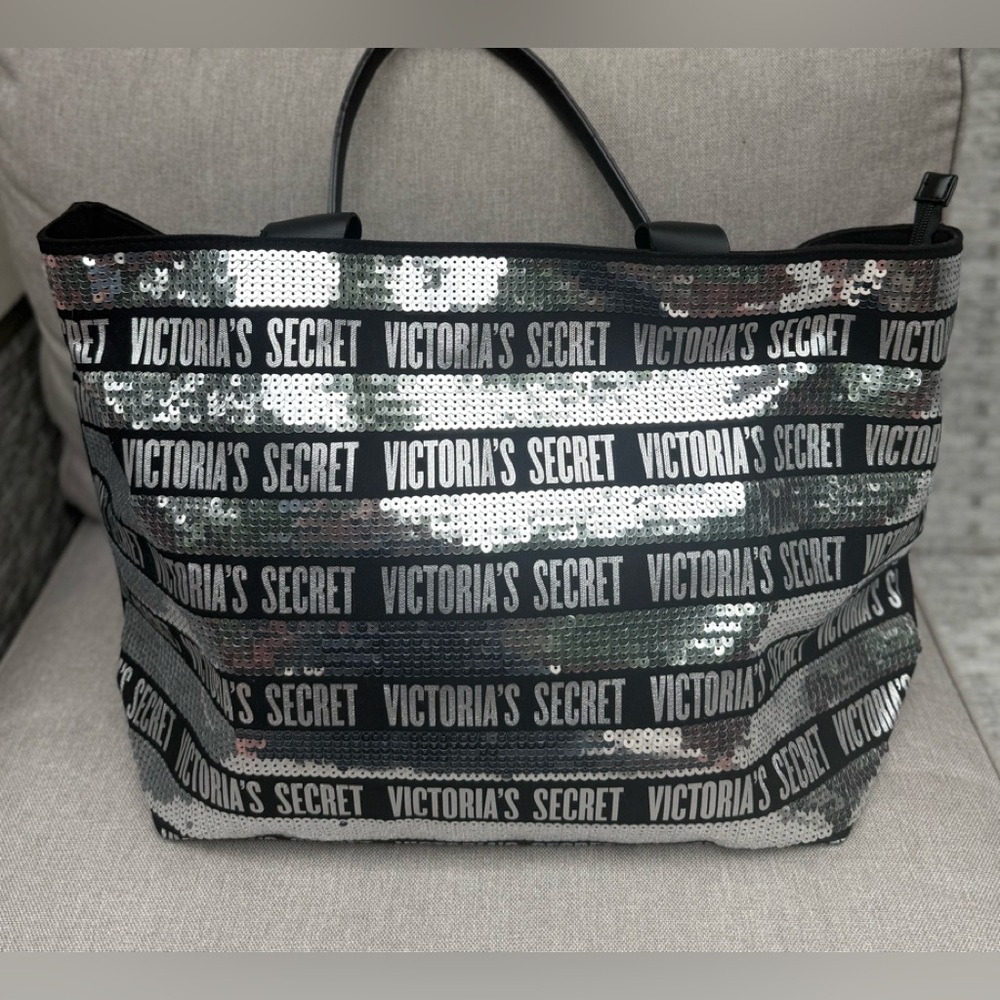 Victoria’s Secret Large Sequin Tote Bag Silver Black Stripes 23x14x6” NWOT - Picture 10 of 11